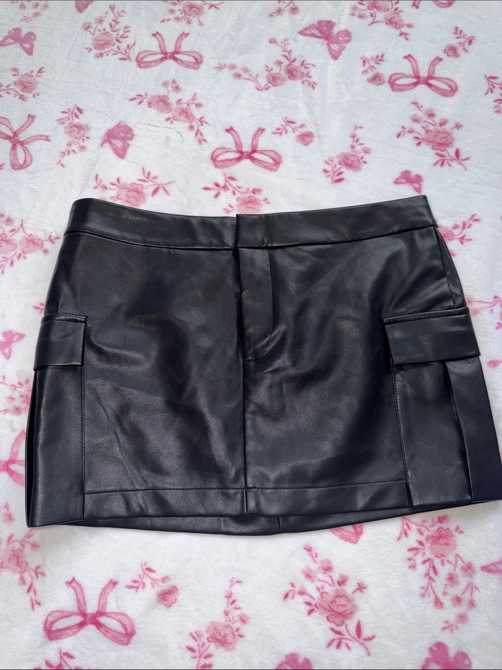 superdown Black Faux Leather Skirt with Tag size Small